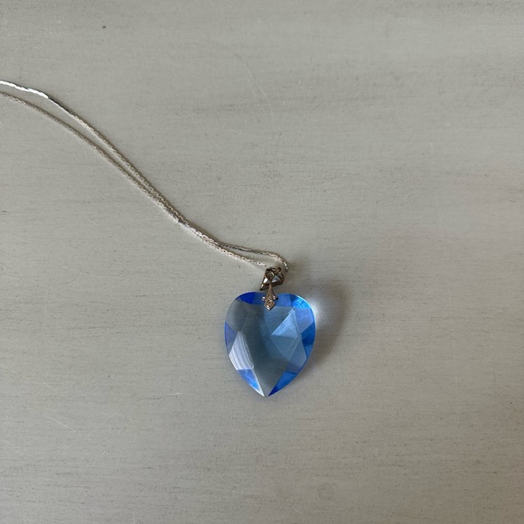 Vintage monet crystal blue heart necklace - Picture 6 of 9